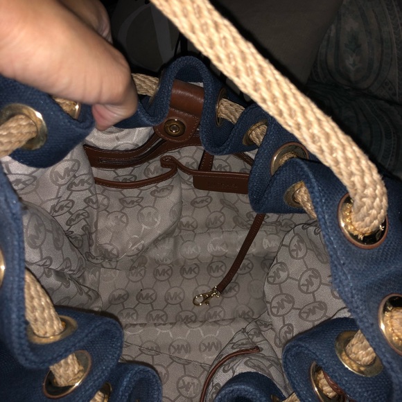 Michael Kors Purse - Picture 5 of 5